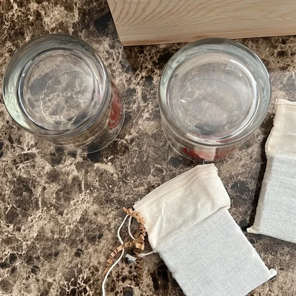 NWOT - Game of Thrones Bar Glass Gift Set - Picture 5 of 8